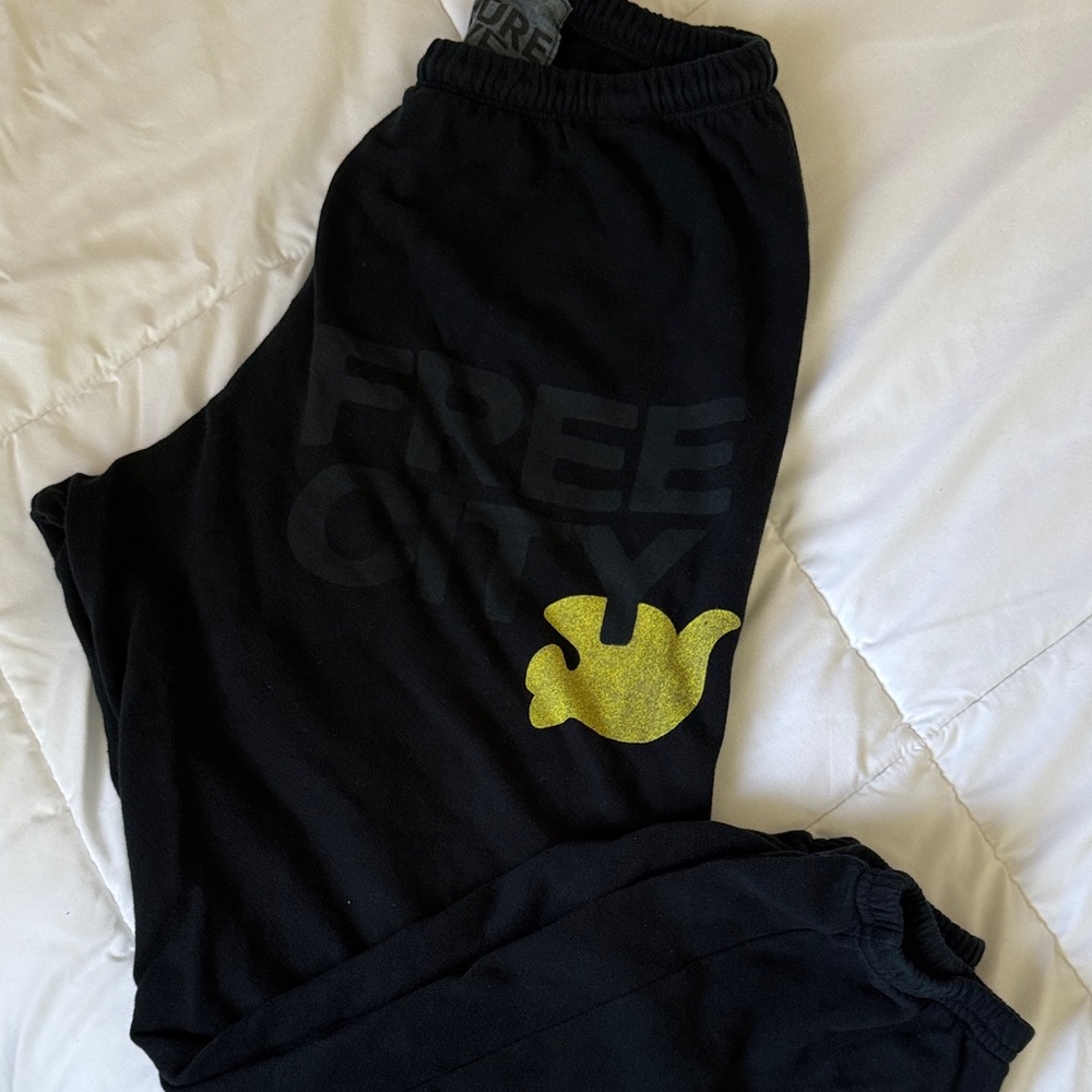 freecity Joggers in Black with Yellow Detail
